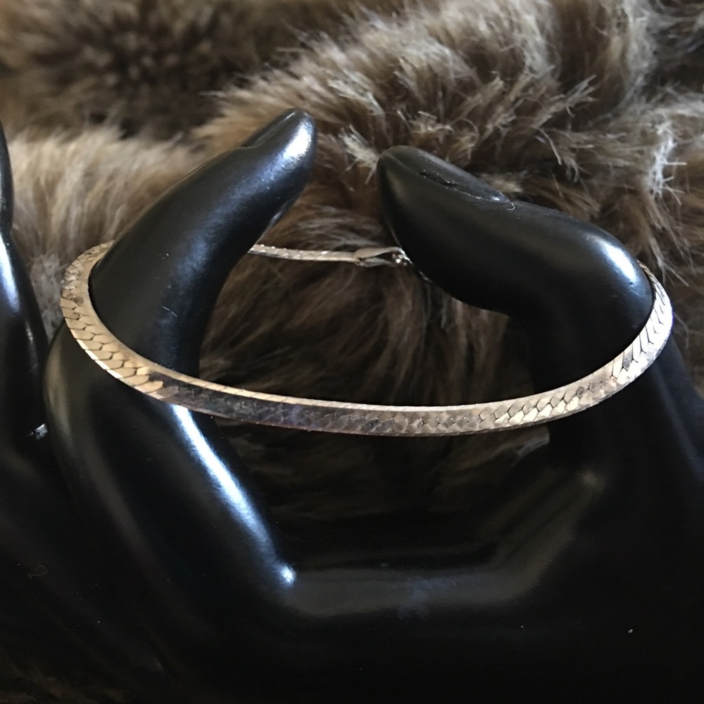 Vintage Italy 925 SS flat herringbone bracelet - Picture 1 of 7